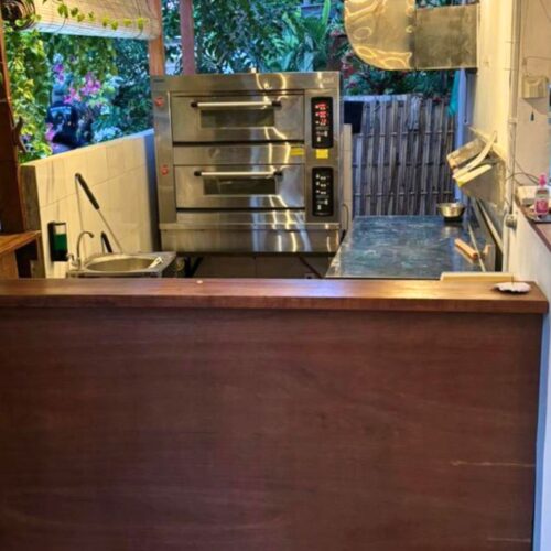 RESTAURANT 4